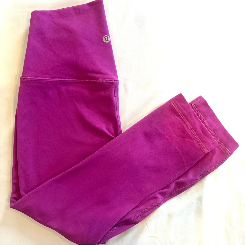 Lululemon Vivid Plum Set - Align Tee and 21” Align Leggings Size 6 - Picture 5 of 6